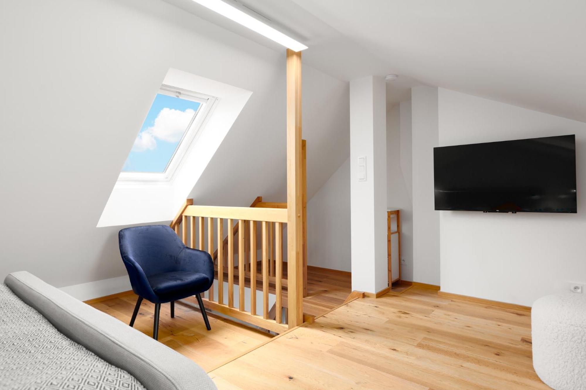 Apartment 2 With Terrace And Free Parking Near Metro Prag