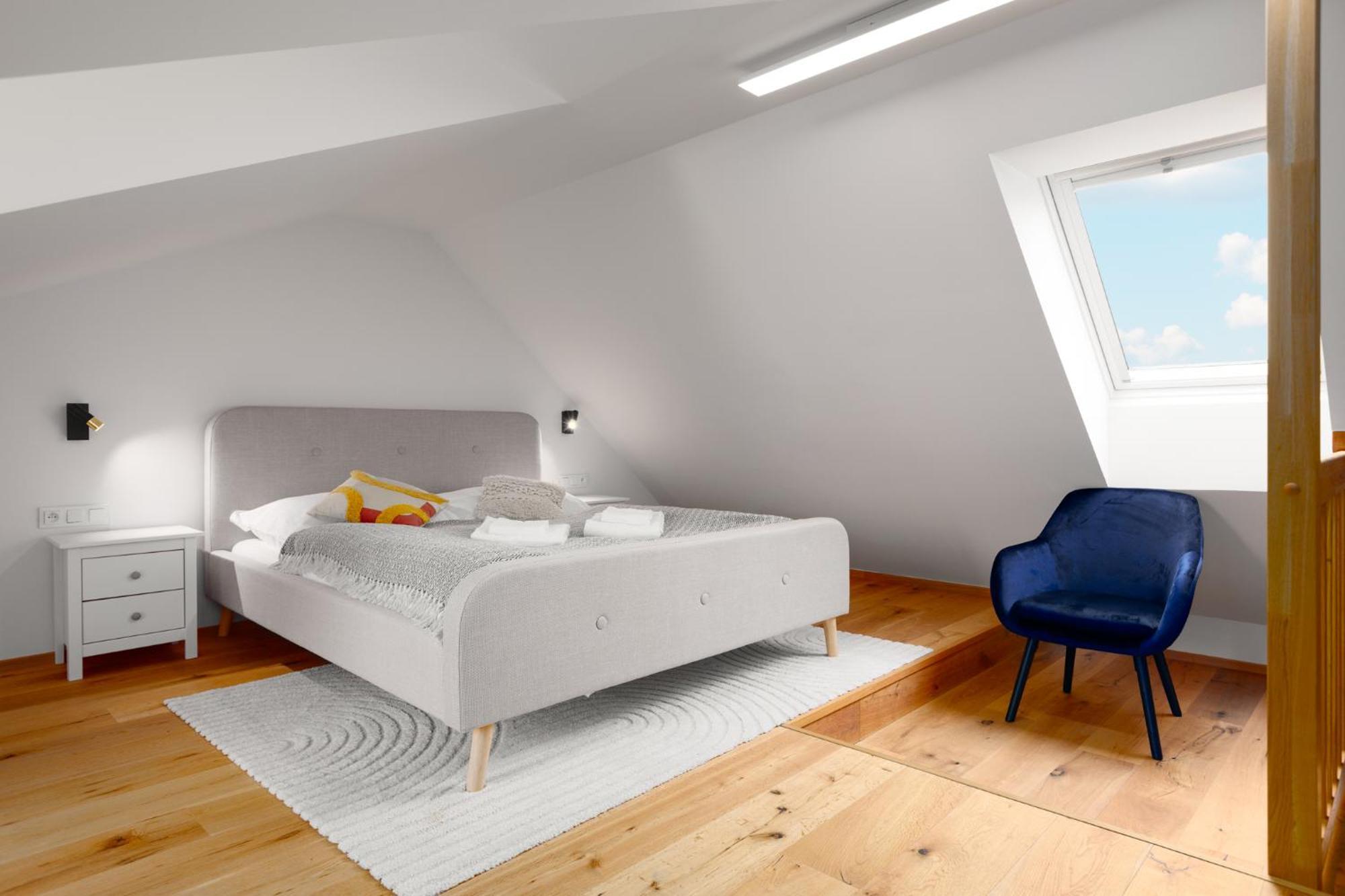 2 With Terrace And Free Parking Near Metro *